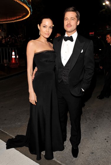 Berawal di Mr & Mrs Smith, ini 15 perubahan gaya Brad Pitt dan Jolie