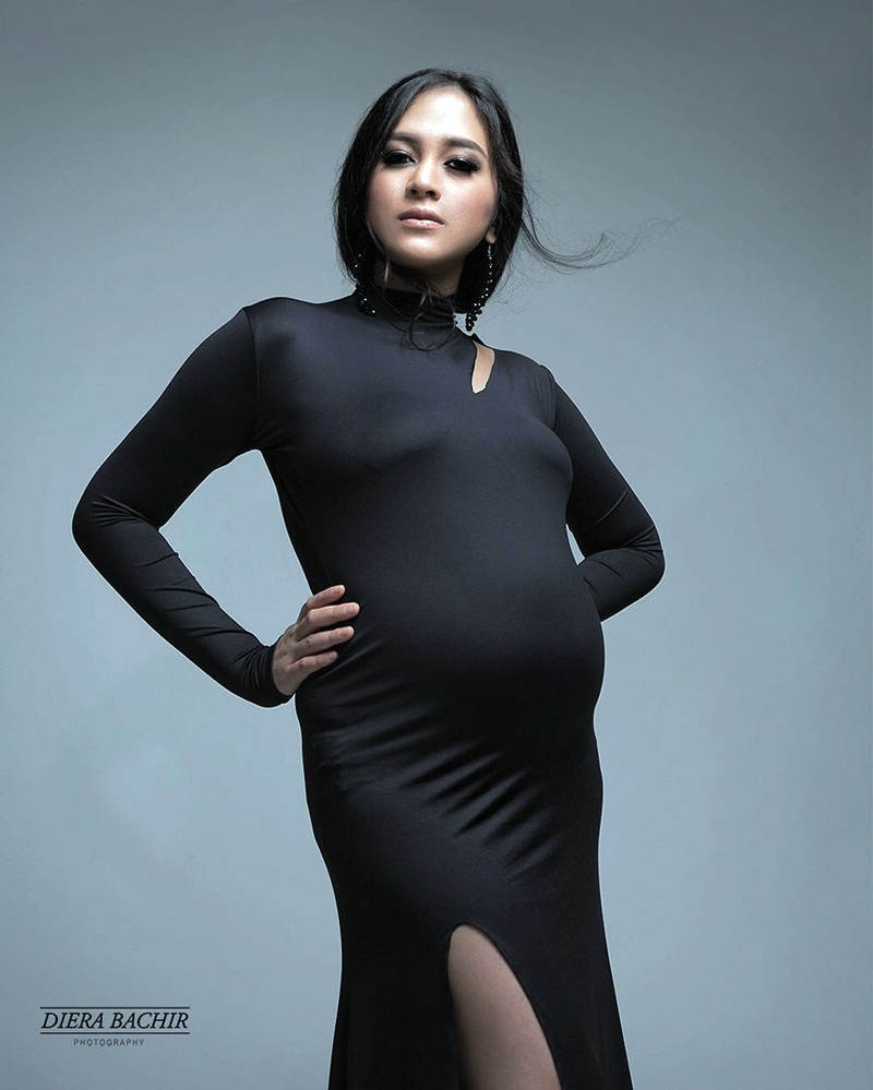 Diera Bachir, fotografer di balik potret  selebritis hamil Tanah Air