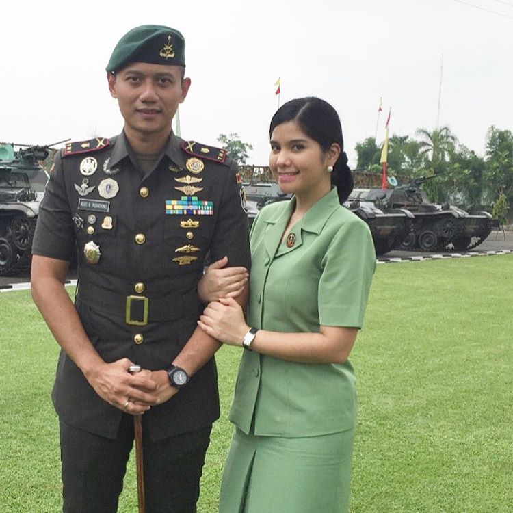 20 Foto harmonisnya Agus Yudhoyono dan Annisa Pohan, bikin baper