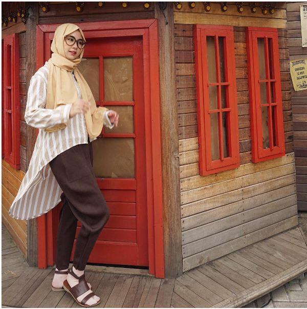 style hijab anisa © 2016 brilio.net