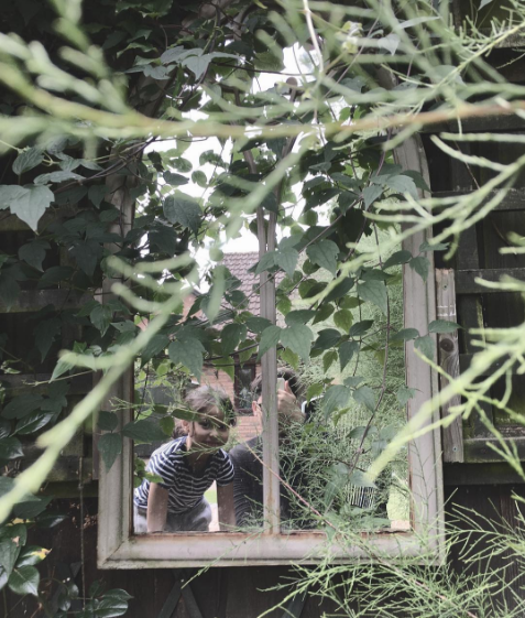 Kedekatan Pearce bersaudara 1-12 © 2016 brilio.net Kedekatan Pearce bersaudara 1-12 © 2016 brilio.net