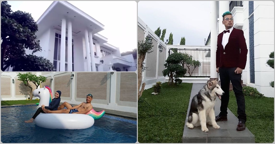 Ini 10 foto rumah mewah baru milik Uya Kuya, bak kastil