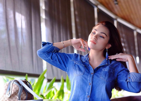 Kedekatan Rassya dengan ibu tiri 1-14 © 2016 brilio.net