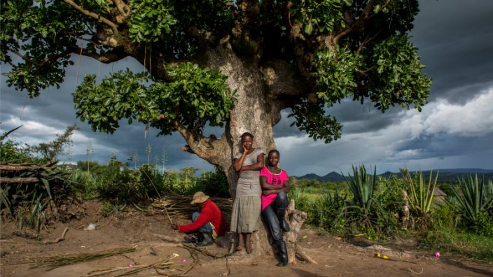 wanita suku Kurya © 2016 brilio.net