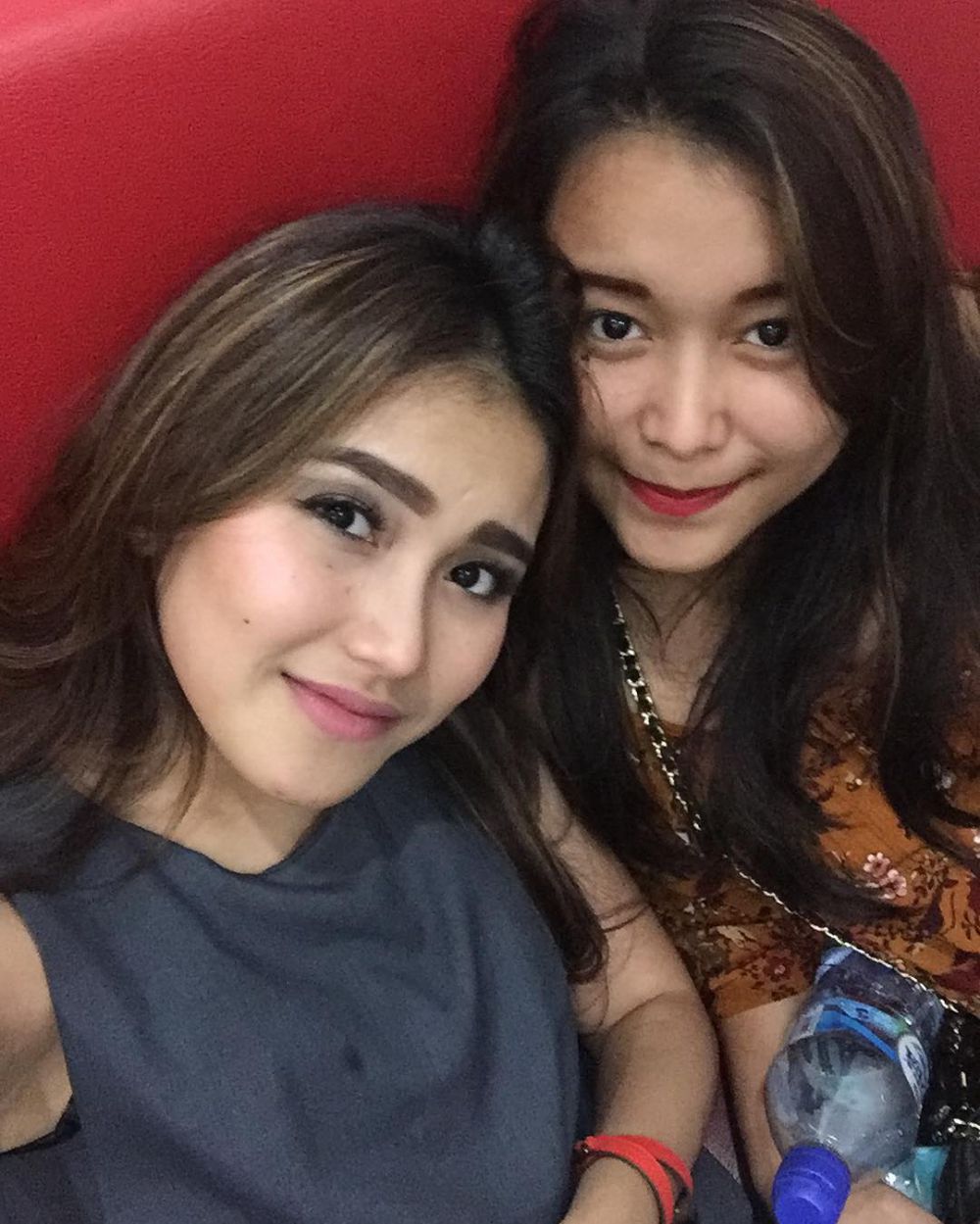 caca dan syifa © 2016 brilio.net caca dan syifa © 2016 brilio.net