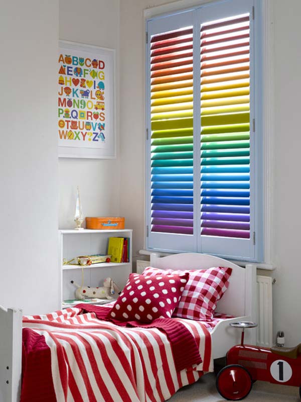 20 Dekorasi rumah dengan warna pelangi ini bikin cerah harimu
