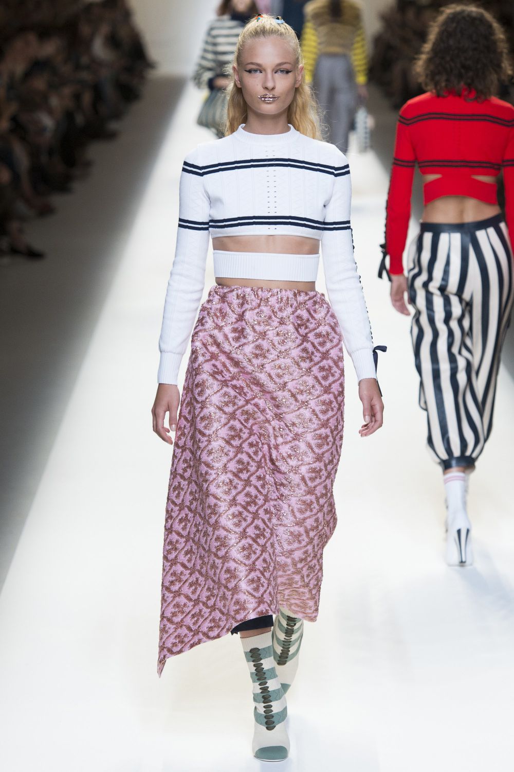 milan fashion  © 2016 brilio.net