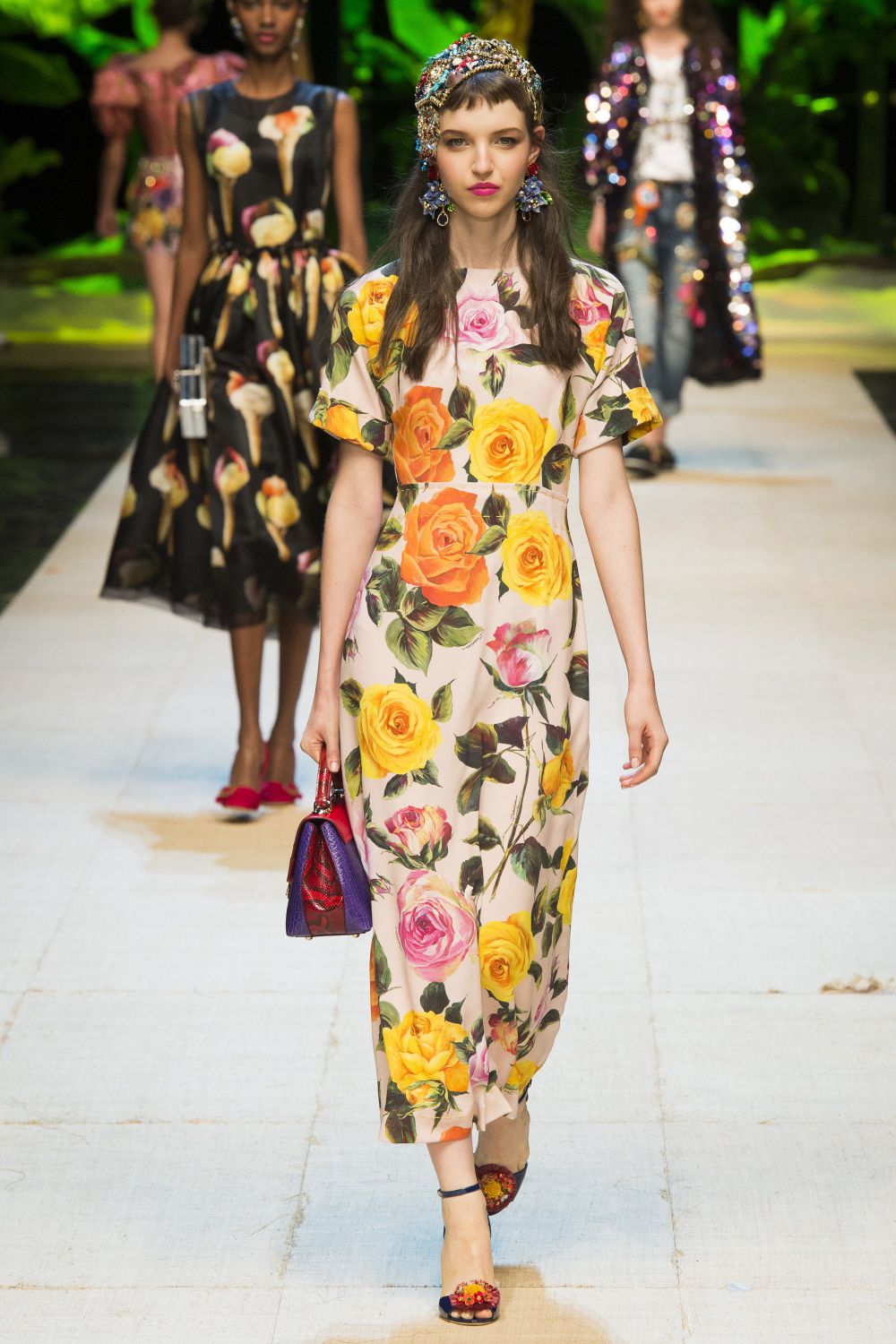 milan fashion  © 2016 brilio.net