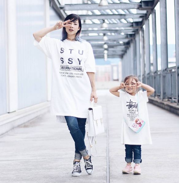 Kekompakan Kiyomi dan Jennifer © 2016 Instagram Kekompakan Kiyomi dan Jennifer © 2016 Instagram