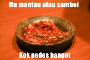 12 Meme 'itu mantan atau apa' ini dijamin bikin ketawa cekikikan