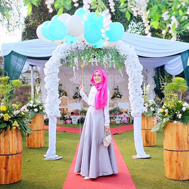 Dian Pelangi Kegiatan © 2016 brilio.net Dian Pelangi Kegiatan © 2016 brilio.net