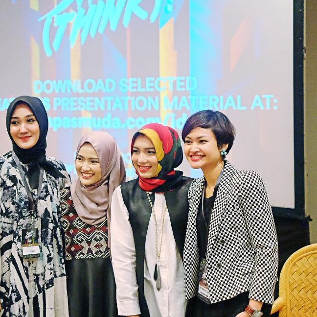 Dian Pelangi Kegiatan © 2016 brilio.net Dian Pelangi Kegiatan © 2016 brilio.net