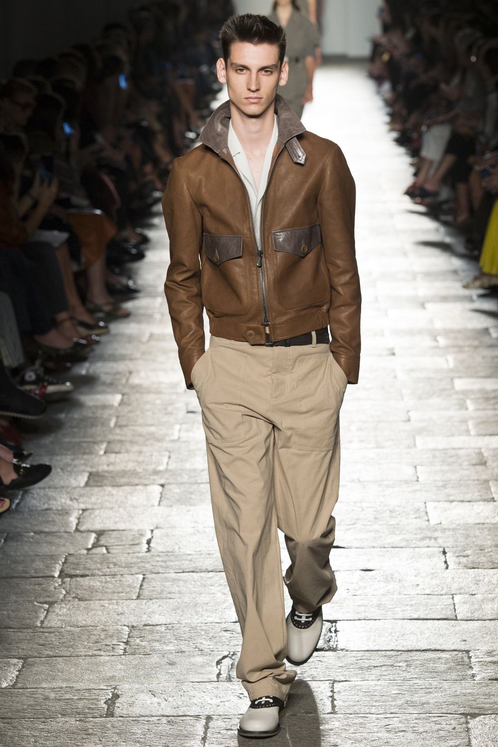 busana cowok © 2016 brilio.net busana cowok © 2016 brilio.net