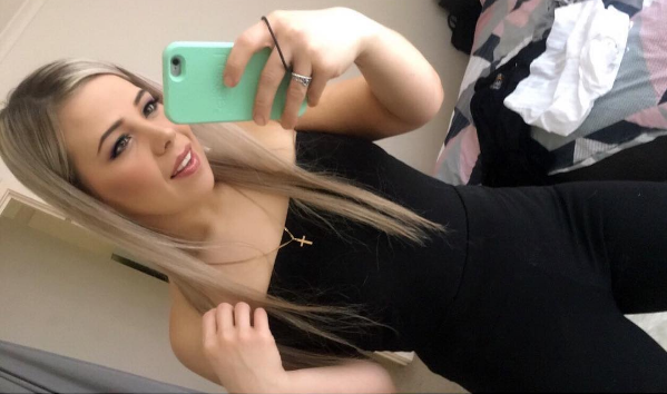 Natalie Burtina © 2016 brilio.net Natalie Burtina © 2016 brilio.net