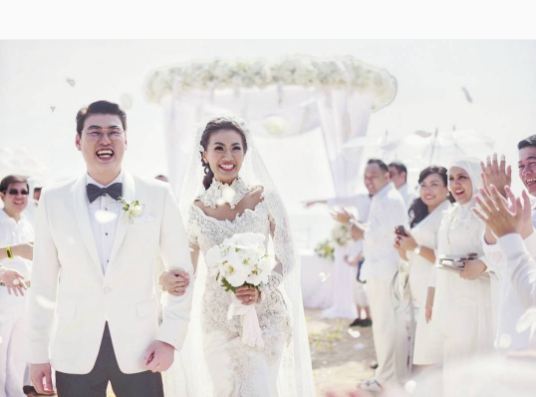 artis nikah diam-diam 1-8 © 2016 brilio.net artis nikah diam-diam 1-8 © 2016 brilio.net