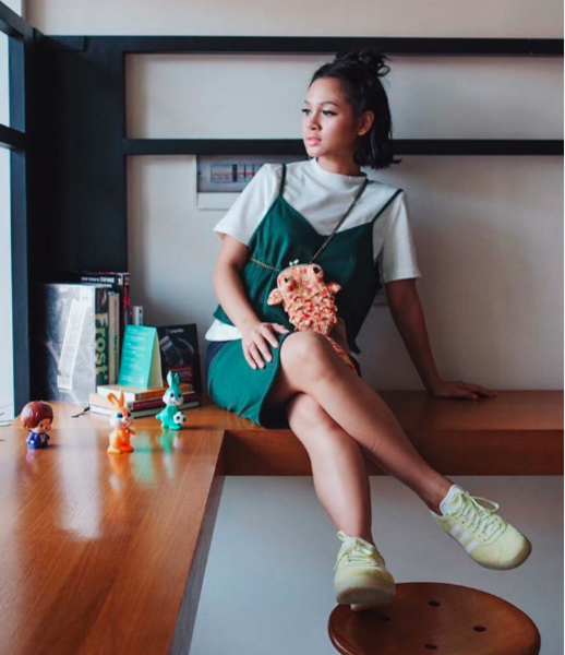 artis rambut updo © 2016 brilio.net artis rambut updo © 2016 brilio.net