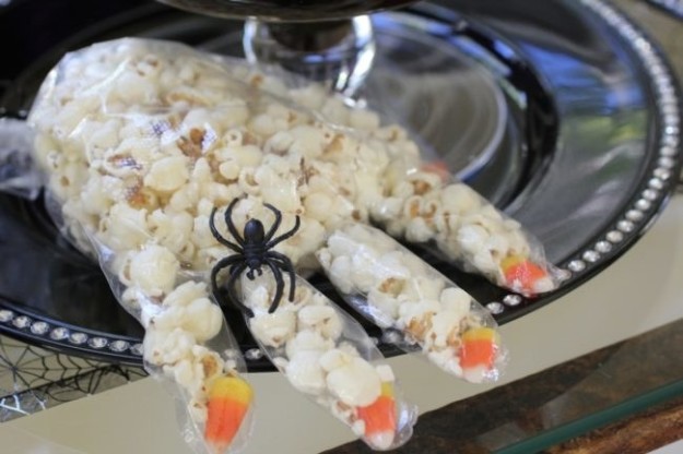 12 Kue Halloween ini bukannya serem malah bikin nggak tega makannya