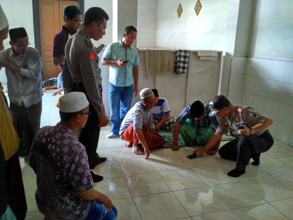 Perahu terbalik di Bengawan Solo, 7 santri Ponpes Langitan hilang