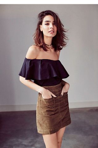 Baju off shoulder © 2016 berbagai sumber