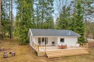 Rumah kecil ini tampak biasa, tapi dalamnya bikin melongo