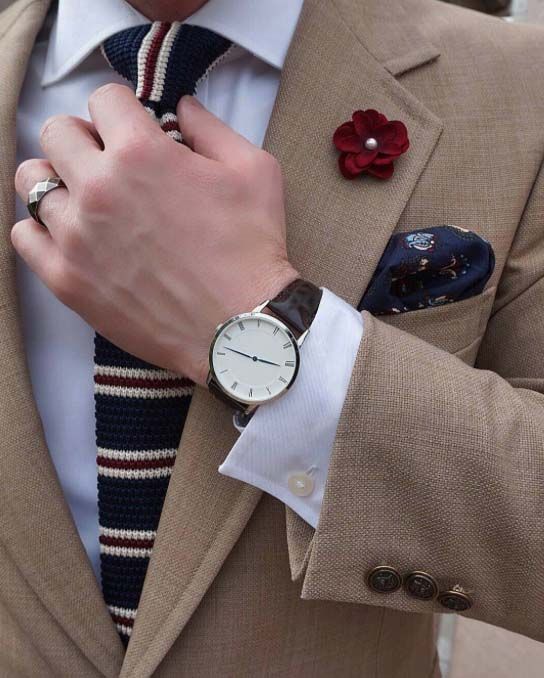 Item fashion cowok yang wajib © 2016 brilio.net Item fashion cowok yang wajib © 2016 brilio.net