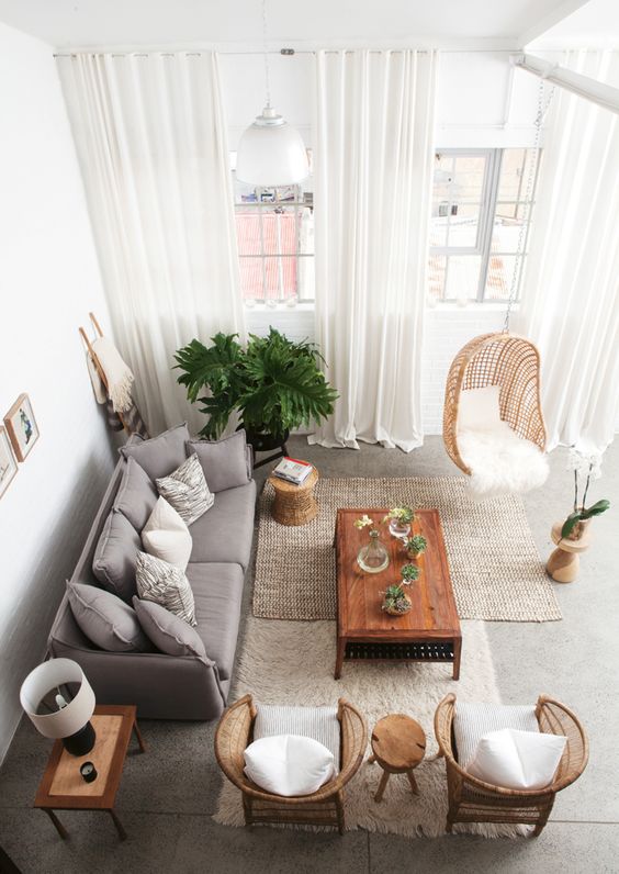 Biar makin betah di rumah, 13 desain ruang keluarga ini bisa kamu tiru