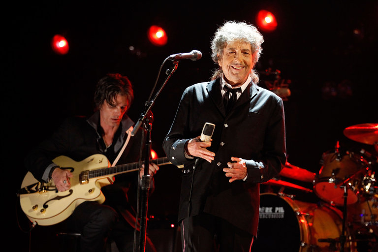 Ini alasan kenapa musisi Bob Dylan bisa raih Nobel Sastra 