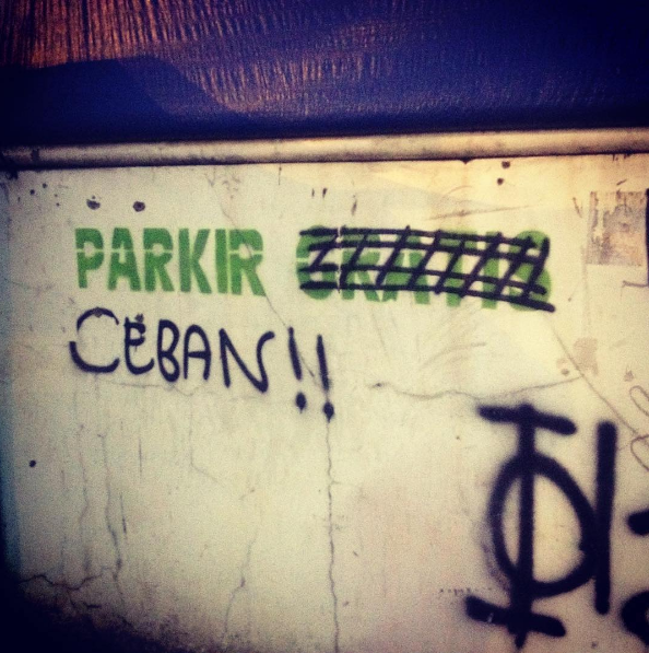 Coretan vandal kocak © 2016 Visual Jalanan