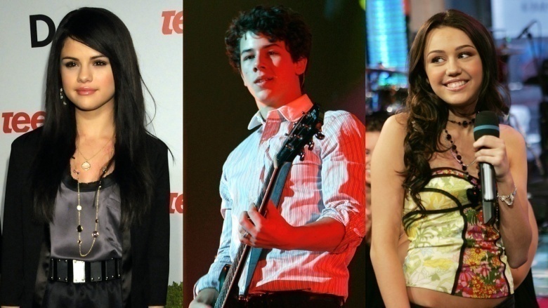 Artis terlibat cinta segitiga © 2016 berbagai sumber