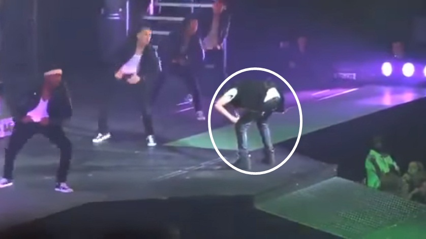 panggung apes © 2016 brilio.net panggung apes © 2016 brilio.net