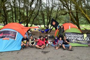 Tak hanya menikmati, backpacker ikut serta promosikan wisata Indonesia