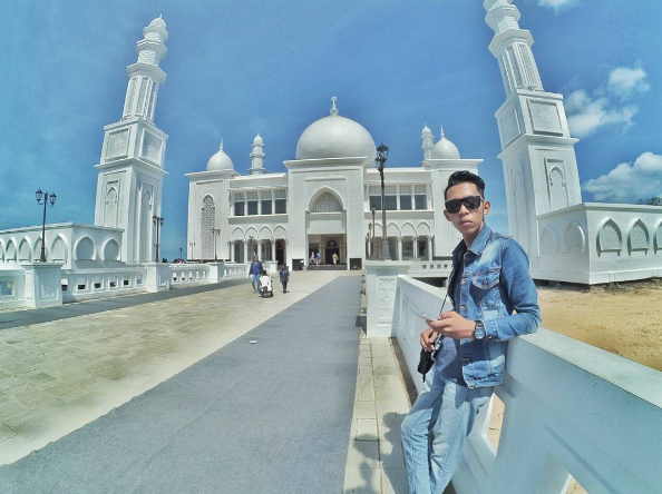 masjid kayong utara © 2016 brilio.net masjid kayong utara © 2016 brilio.net