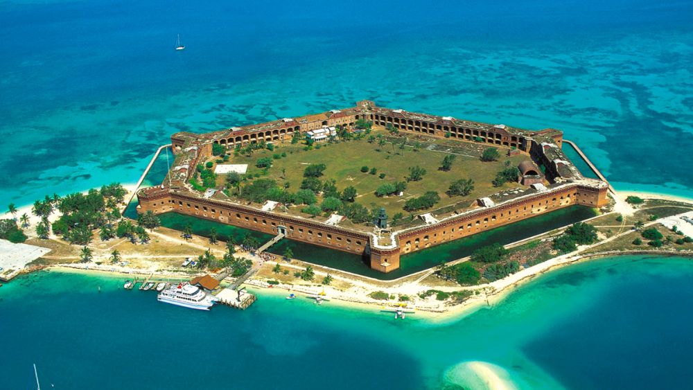 Penjara di pulau terpencil ini berubah jadi tempat wisata yang eksotis