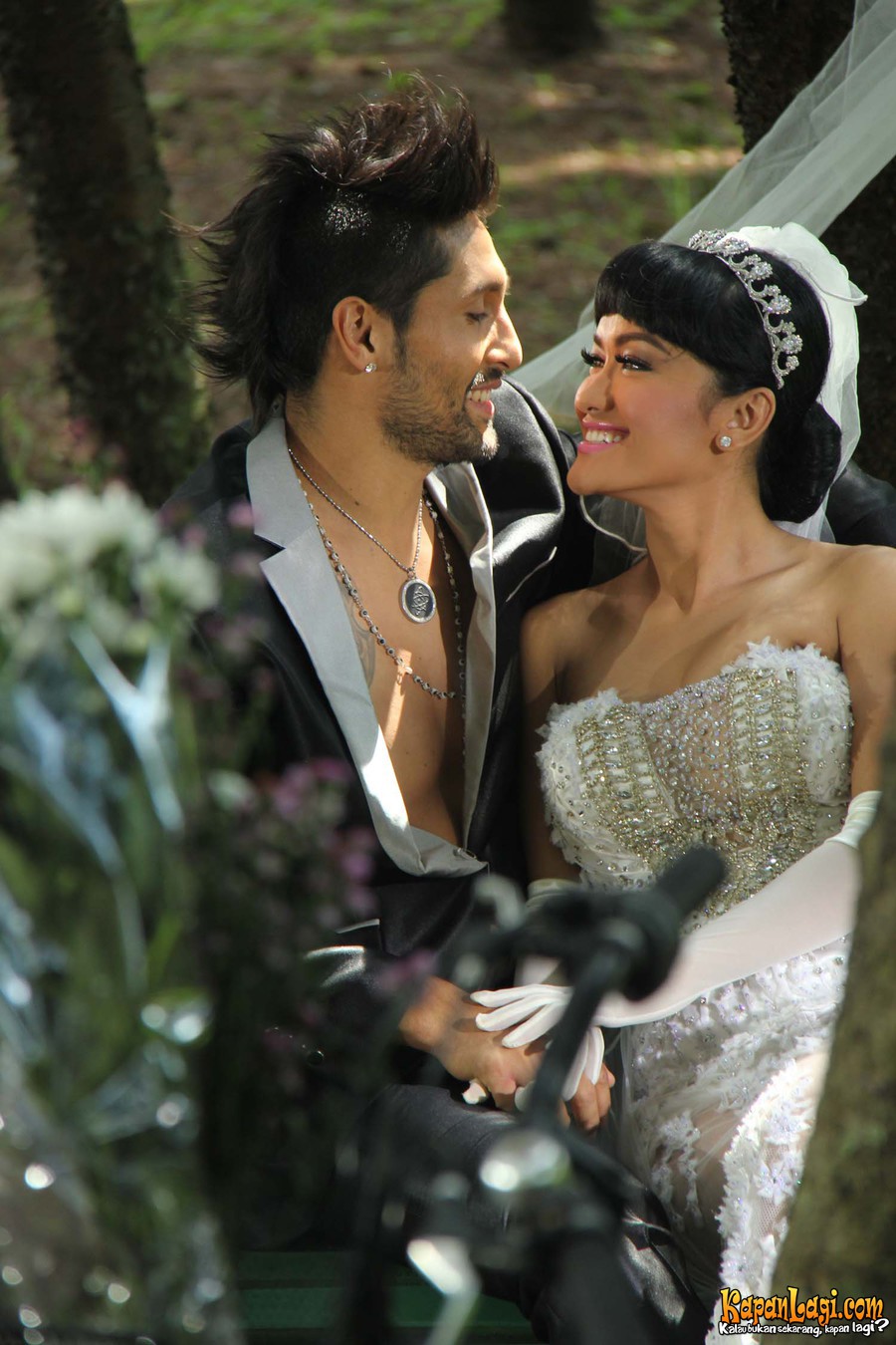 beda Jupe vs Depe 1-8 © 2016 brilio.net beda Jupe vs Depe 1-8 © 2016 brilio.net