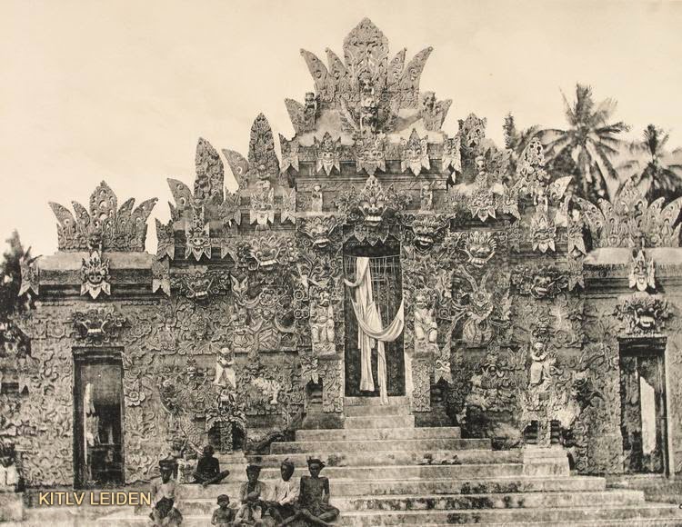 33 Incredible Old Photos Of Bali