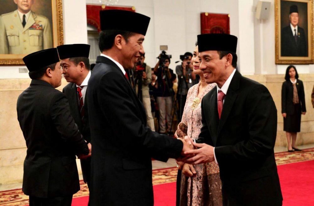 5 Foto viral ini muncul jelang dua tahun pemerintahan Jokowi