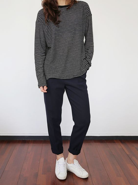 Mix and match sneakers putih © 2016 berbagai sumber