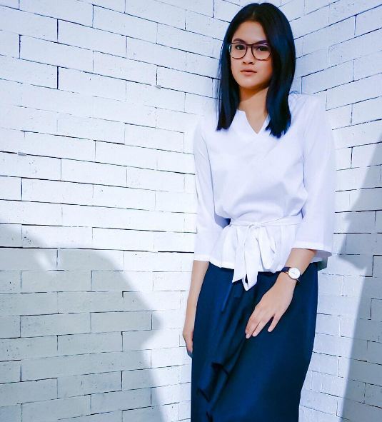 Potret Hana Saraswati © 2016 Instagram Potret Hana Saraswati © 2016 Instagram