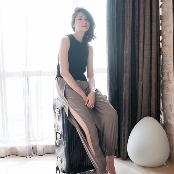 penampilan laura basuki ini justru mirip abg © 2016 instagram penampilan laura basuki ini justru mirip abg © 2016 instagram