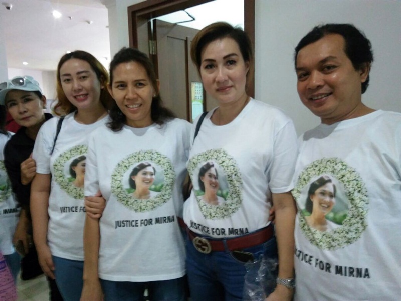 Gerakan 'Justice for Mirna' ramaikan ruang sidang, inginkan keadilan