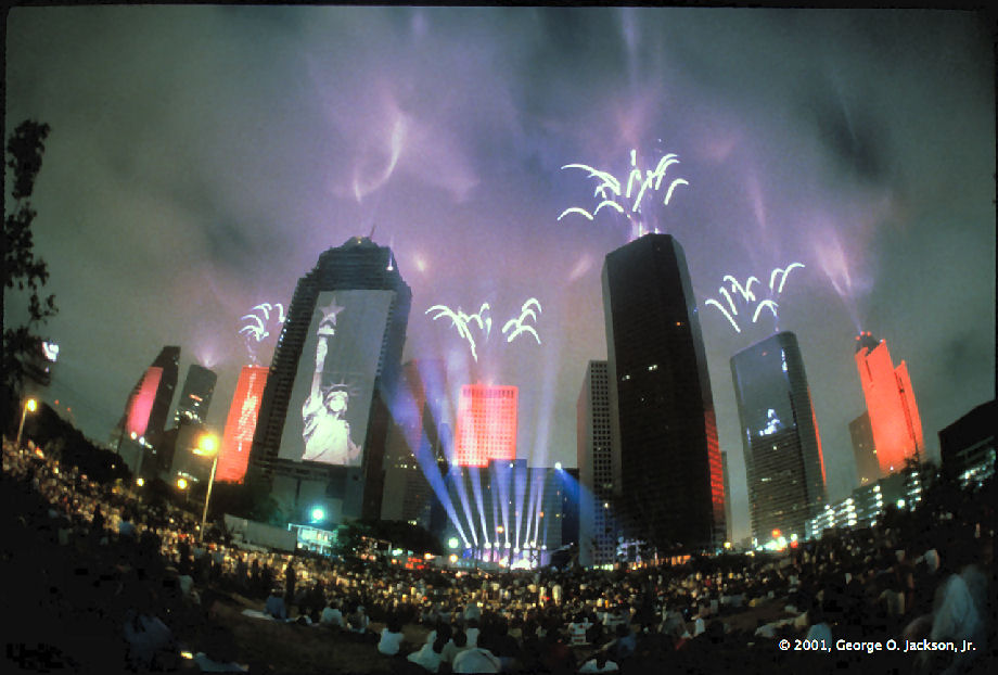 konser besar  © 2016 brilio.net konser besar  © 2016 brilio.net