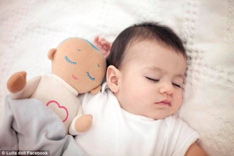 Tidur dengan orangtua ternyata bisa sebabkan bayi meninggal