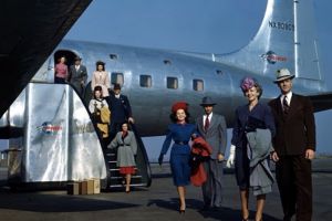 14 Foto langka penumpang pesawat first class tahun 1940an, keren nih