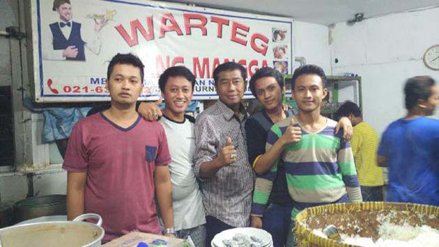 pejabat warteg © 2016 brilio.net pejabat warteg © 2016 brilio.net