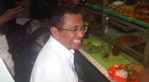 pejabat warteg © 2016 brilio.net