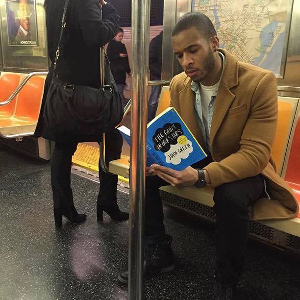 kutu buku ganteng © 2016 brilio.net