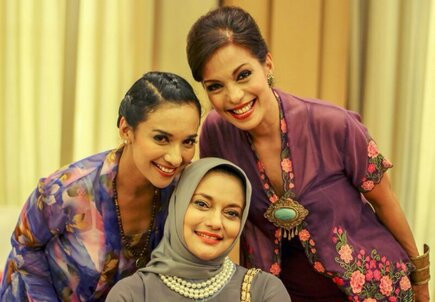 6 keluarga seleb © 2016 brilio.net 6 keluarga seleb © 2016 brilio.net