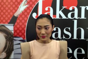 Ini rahasia model Ayu Gani selalu tampil cantik, gampang banget lho