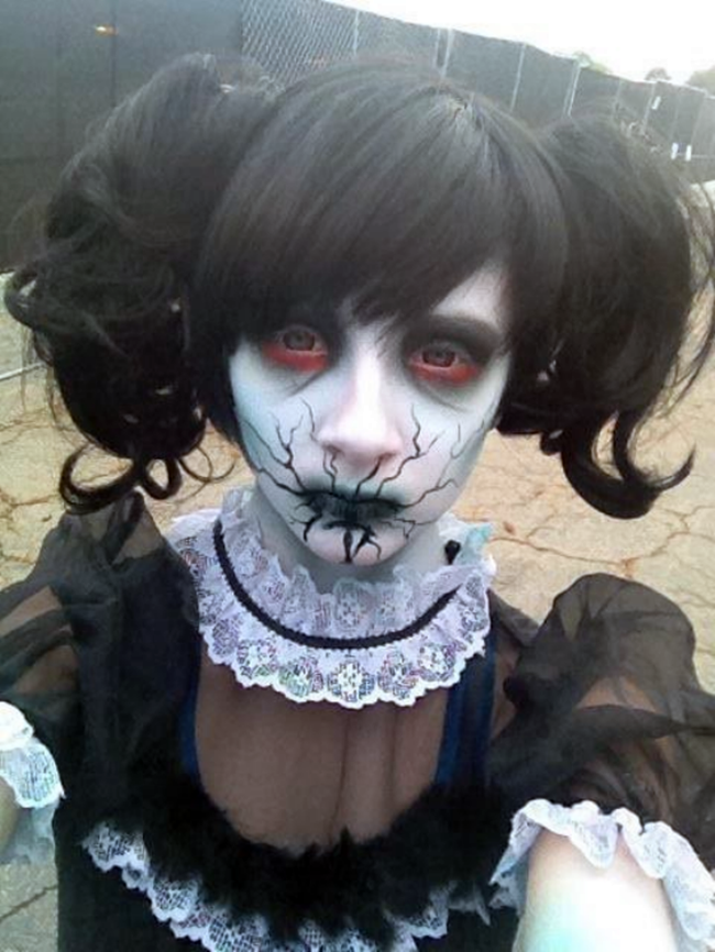 Cewek Halloween © 2016 brilio.net