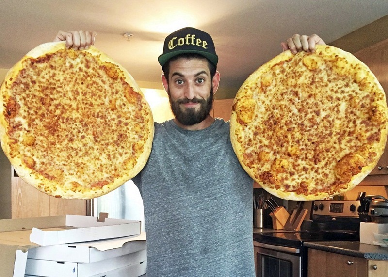 Pria Kanada ini meracik pizza jadi meja pingpong, menakjubkan